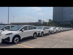 Rango de 662 km BYD Song L EV 5 asientos 4WD Dirección izquierda SUV negro de nivel B Sedan