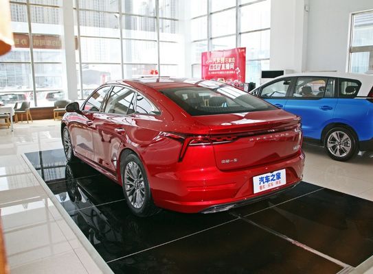 Efficiency and Style in One Package The 2024 Faw Bestune B70 Left-Hand Steering Model