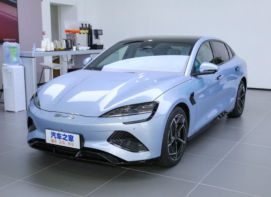 Electric Car Adult BYD Seal 2024 EV 650Km 4WD Elite Model Sedan Version with Sunroof