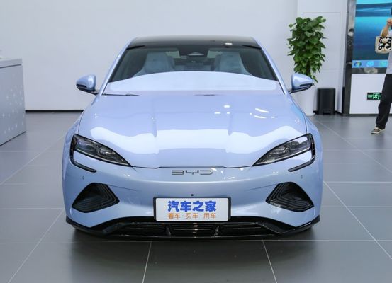 Electric Car Adult BYD Seal 2024 EV 650Km 4WD Elite Model Sedan Version with Sunroof