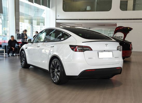 Tesla Model Y Electric Vehicle with 217km/h Top Speed and 100% Electric Energy Type