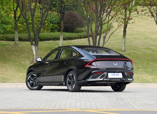 2024 Wuling StarLight Sedan The Perfect Combination of Style and 100% Electric Energy