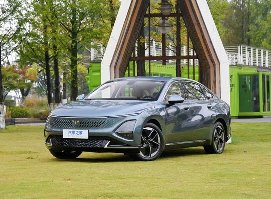 2024 Wuling StarLight Sedan The Perfect Combination of Style and 100% Electric Energy