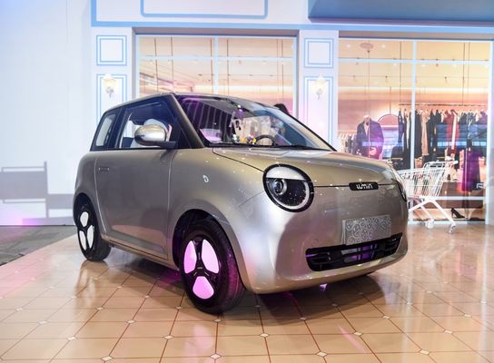 4 Seater Changan Electric Car Left-Hand Drive Lumins Mini EV with Lithium Battery