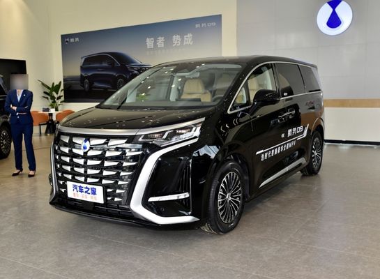 Medium Level BYD Denza D9 ev flagship electric cars for 7 People in hot demand in 2024