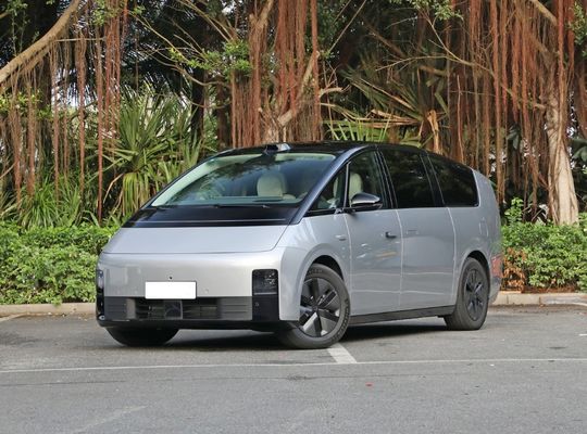7 Seats Battery Electric Vehicle Li Mega Max Lixiang Li 2024 Cars for Business Luxury