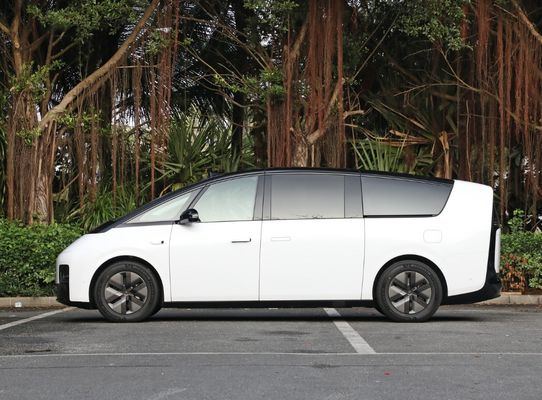 2024 Lixiang MPV Energy Vehicle Li Xiang Mega Max Ultra 7 Seat Electric Car EV L7 L8 L9