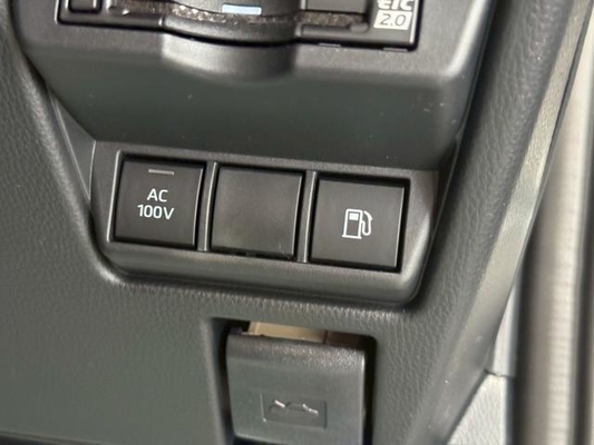 Toyota Prius U Panoramic Display Blind Spot Display Genuine 8-Inch Display Audio Toyota Safety Perception Expansion Package Full-Range TV ETC 2.0 Rear Camera Parking Support Brake