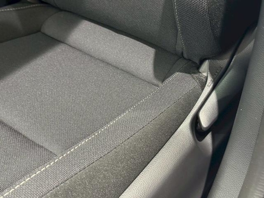 Toyota Prius U Panoramic Display Blind Spot Display Genuine 8-Inch Display Audio Toyota Safety Perception Expansion Package Full-Range TV ETC 2.0 Rear Camera Parking Support Brake