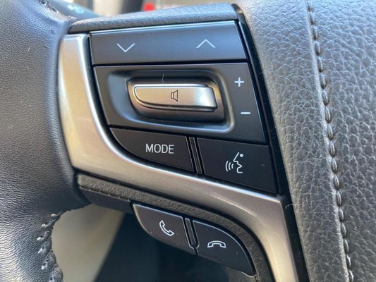 TOYOTA Royal Sedan Navigation Package Genuine Hard Drive Navigation System For The Ground, Digital B Camera, Front Electric Seat, Discharge Projector, Headlight, Shiftmatic ETC - Genuine Aluminum Whe