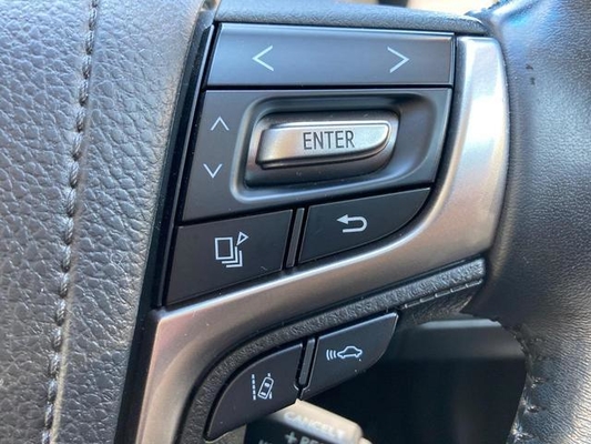 TOYOTA Royal Sedan Navigation Package Genuine Hard Drive Navigation System For The Ground, Digital B Camera, Front Electric Seat, Discharge Projector, Headlight, Shiftmatic ETC - Genuine Aluminum Whe
