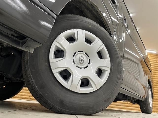 Toyota Hiace Van With Super GL Original Front Bumper, Original 16-Inch Oxidized Aluminum Wheels, Original Mudguards, Original LED Tail Lights, Original Seat Covers, Original BET Kit, Alpine 11inch Equ