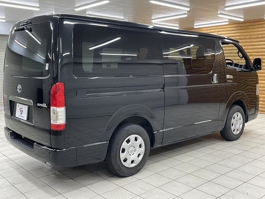 Toyota Hiace Van With Super GL Original Front Bumper, Original 16-Inch Oxidized Aluminum Wheels, Original Mudguards, Original LED Tail Lights, Original Seat Covers, Original BET Kit, Alpine 11inch Equ