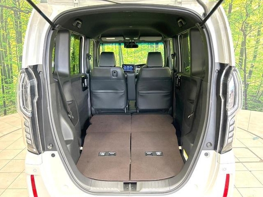 Honda N-BOX Custom Turbocoordinated Electric Sliding Doors On Both Sides Gap Sonar Automatic Cruise Control, Lane Assist, Collision Damage Mitigation System Automatic Lights LED Headlights Smart