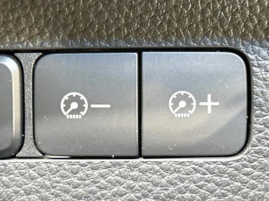 Honda N-BOX Custom Turbocoordinated Electric Sliding Doors On Both Sides Gap Sonar Automatic Cruise Control, Lane Assist, Collision Damage Mitigation System Automatic Lights LED Headlights Smart