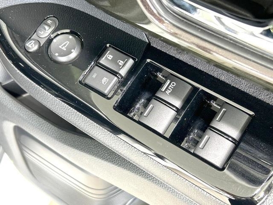 Honda N-BOX Custom Turbocoordinated Electric Sliding Doors On Both Sides Gap Sonar Automatic Cruise Control, Lane Assist, Collision Damage Mitigation System Automatic Lights LED Headlights Smart