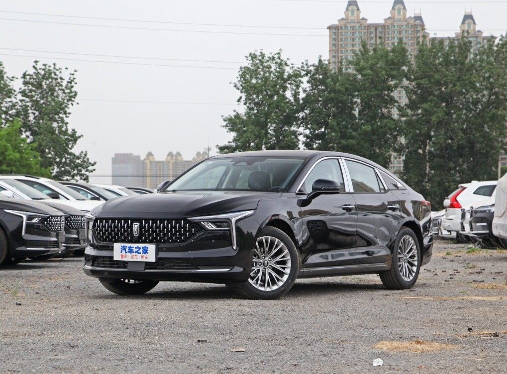 1.5T Gasoline Car with Left Steering and 5 Seats 5 Doors Specially Made 's B70 Bestune
