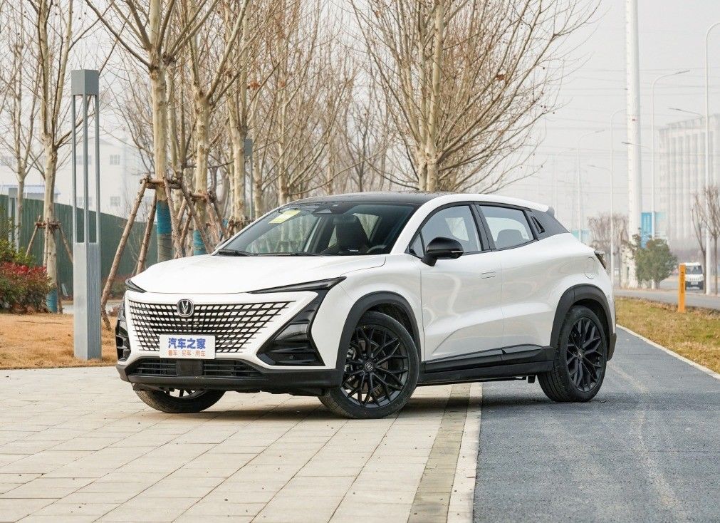 2024 Left Steering Medium SUV Changan Uni-T 1.5T High Power Petrol Vehicle Certified Trader