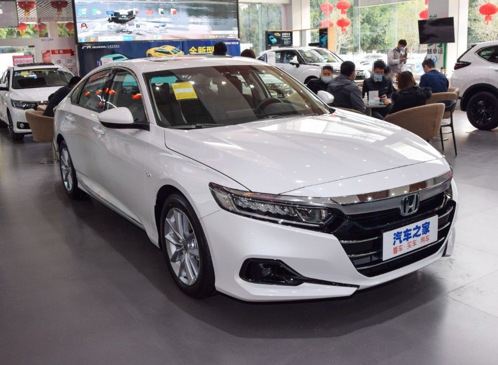 Left-Steering 2.0L GAC Hondas Accord Front Wheel Drive E-CVT 10th gen Hondas Electric Hybrid Gasoline Car Accessories