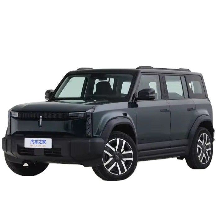 5人座ガソリン車 チェリー iCar 03 アンドロイド・オートと大きなスペースの電気SUV