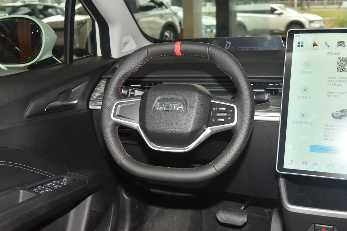 Neta V 5 Door 5 Seat SUV Energy Vehicles with Maximum Speed of 101 km/h