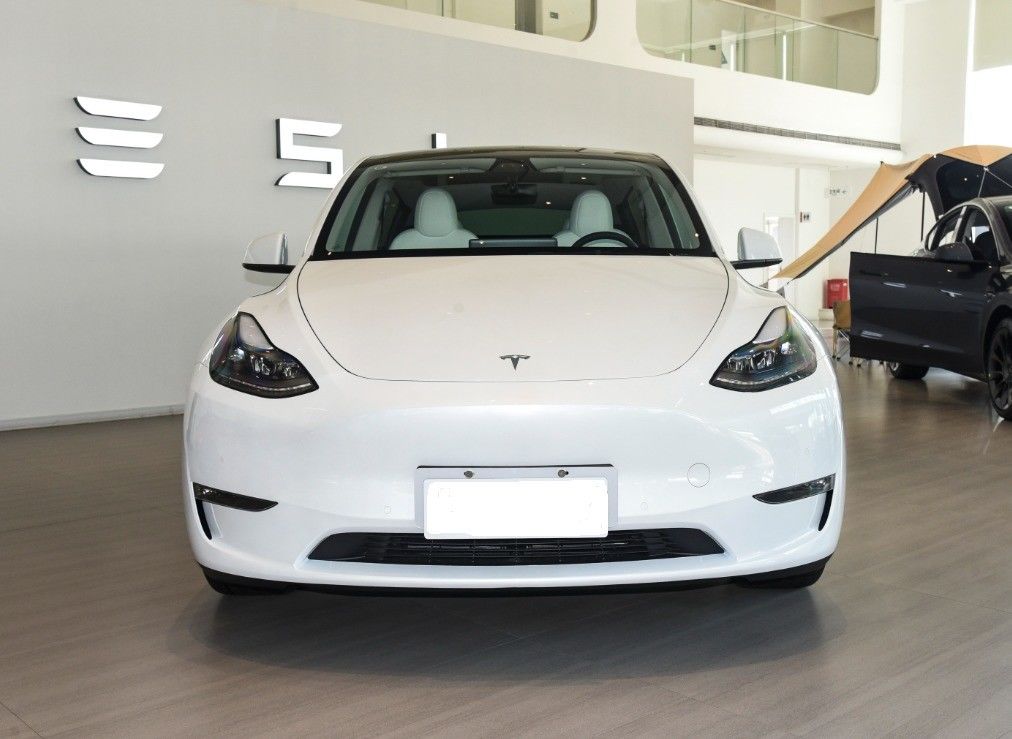 217km/h Maximum Speed 2024 Tesla Model Y Electric Car for High Speed Automotive EV Cars