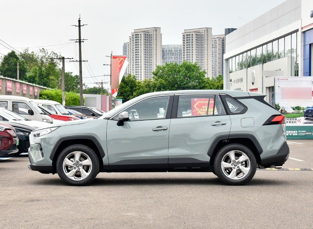 Left Steering Gasoline SUV Used Toyotas Camrys Corollas BZ4X 2021 in Excellent Condition
