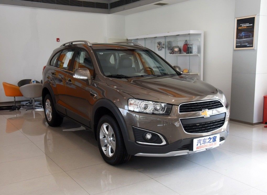 5 Seats 5 Doors Chevrolet Captiva Cars with Left-Hand Drive in Tashkent Uzbekistan 2022