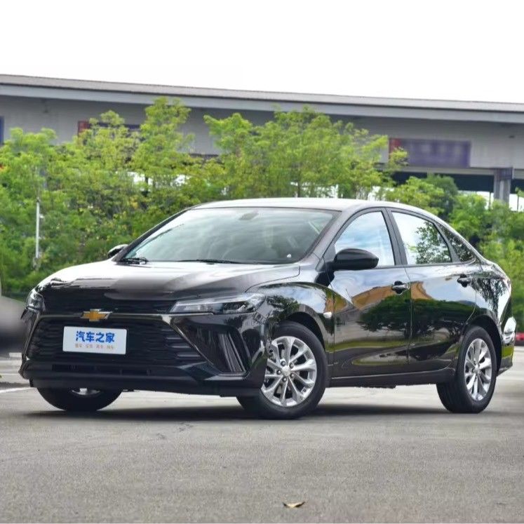 Top Version Automobile for Tashkent Uzbekistan Market Chevrolet Captiva Onix Cruze