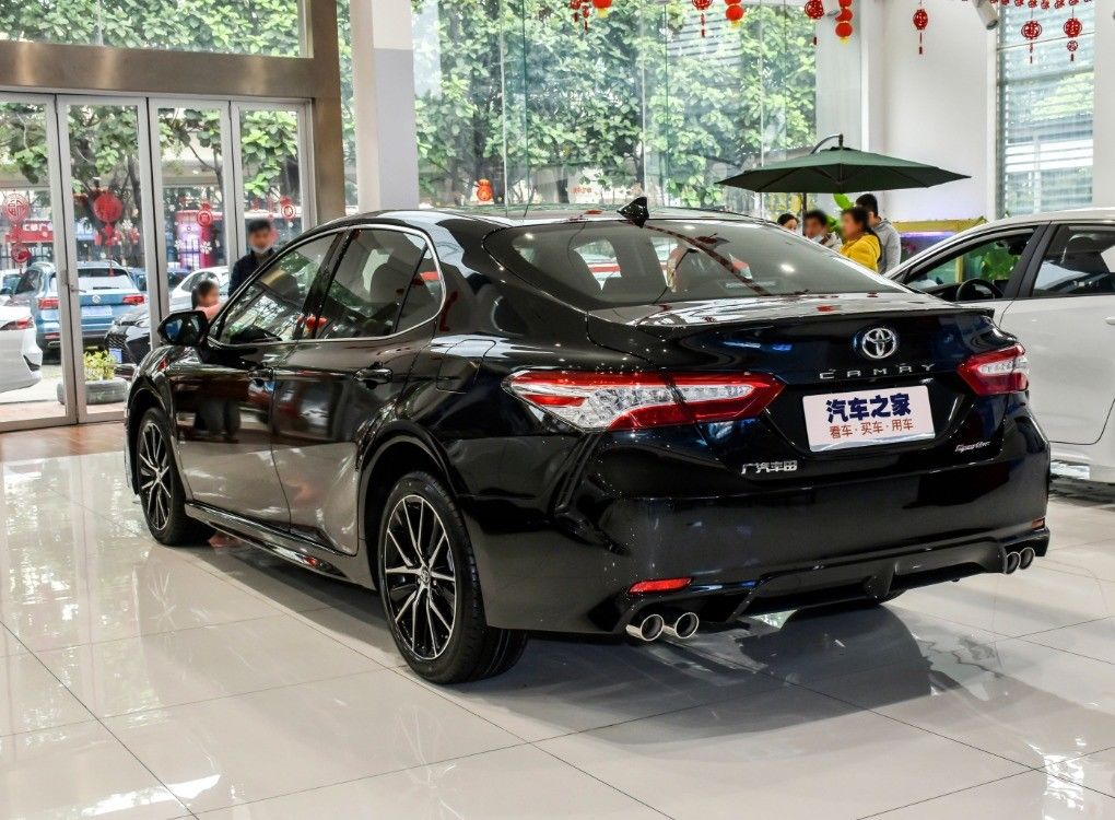 Third World Used Cars Verified Suppliers Offer Toyota Camry Hybrid Sedan with Left Steering