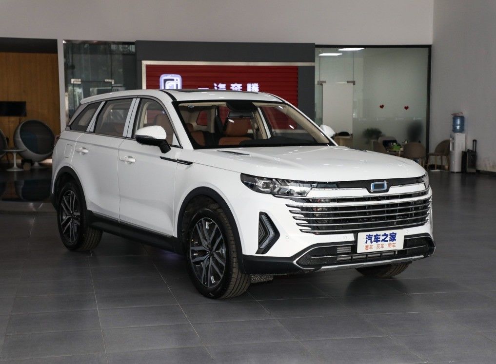 Left Steering 4WD SUV FAW Bestune T99 The Perfect Combination of and Affordability