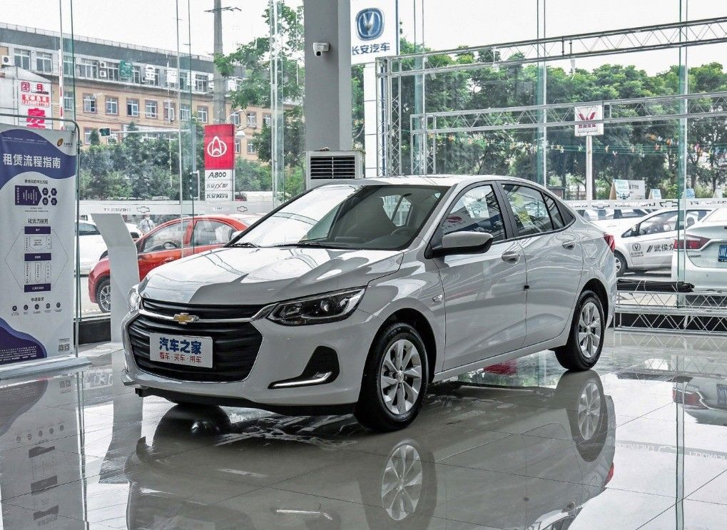 2024 Onix Chevrolet Cruze Monza Left-Steering Gasline Sedan for Tashkent Transport