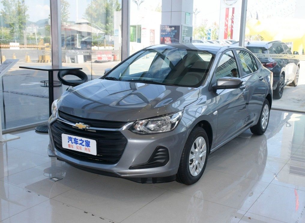 2024 Onix Chevrolet Cruze Monza Left-Steering Gasline Sedan for Tashkent Transport