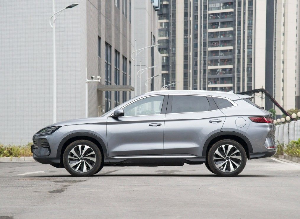SUV EV Car BYD Song Plus DM-I Best For The Money 2024 Champions 605KM Edition Energy