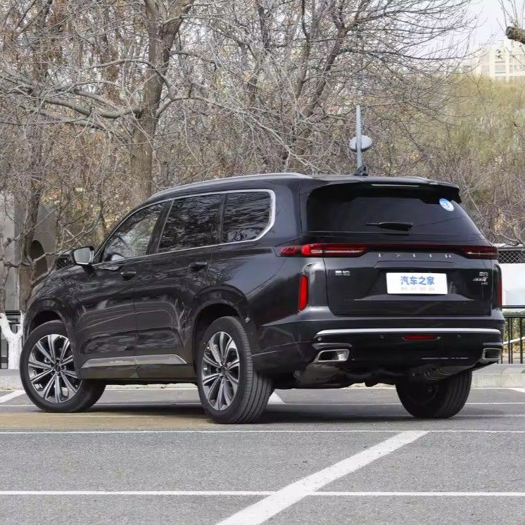 High Speed Auto Chery Exeed VX 2023 Gasoline Vehicle with Multi-function Steering Wheel