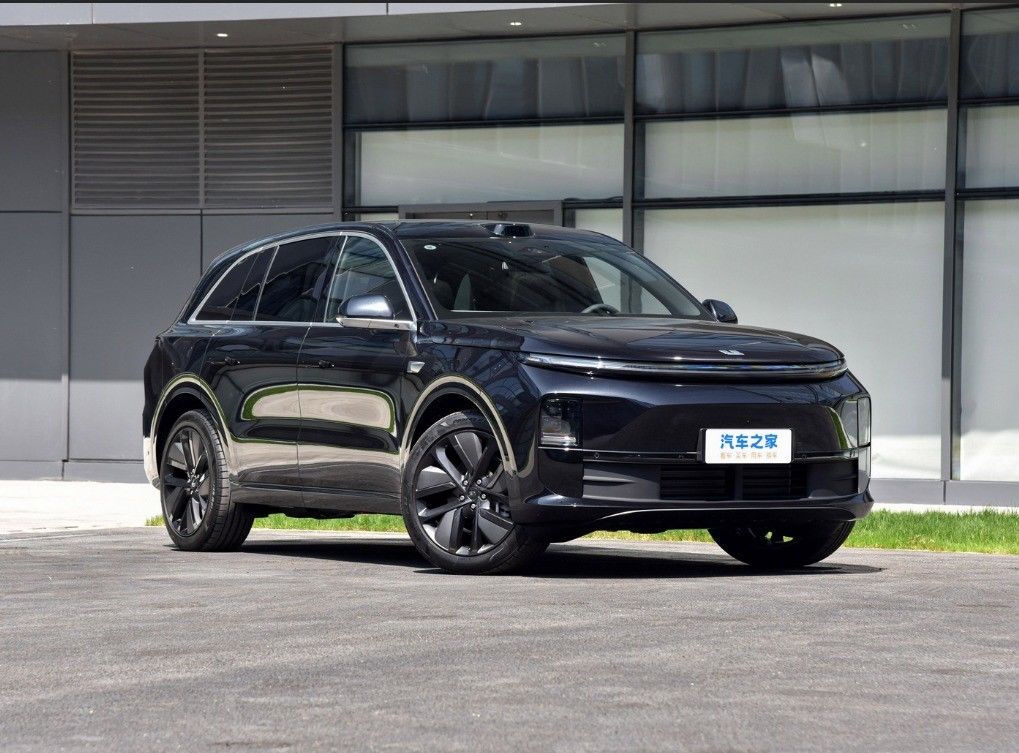 Lixiang L6 Midsize SUV with 408Hp Dual Motor AWD 212KM Range Ternary Lithium Battery