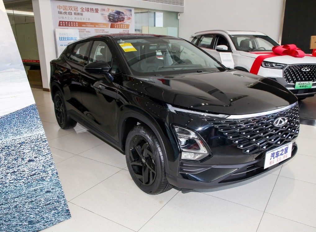 Chery Omoda 5 C5 Auto 2023 Gasoline Car with 5 Seats and All Options Ready to Ship