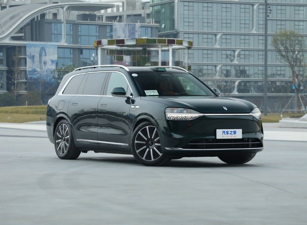 Huaweis Aito M9 Luxury Suv 6 Seat 2024 Extended Range Ultra Max Edition 52kWh Energy Hybrid Car