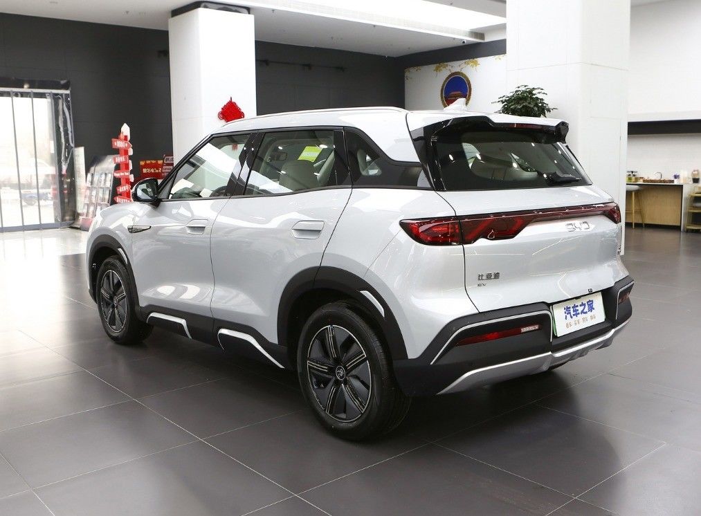Compact SUV BYD Yuan UP EV 2023 The Ultimate Solution for Your Transportation Needs