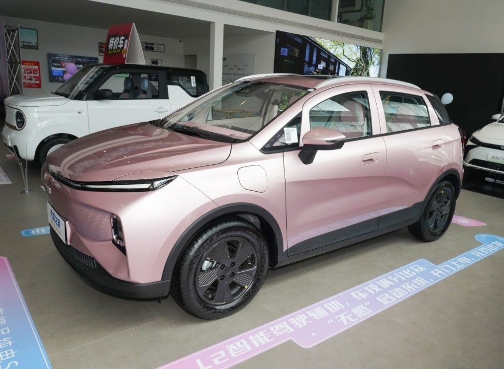 Geely E Firefly 401KM Model The Perfect Combination of Performance and Affordability