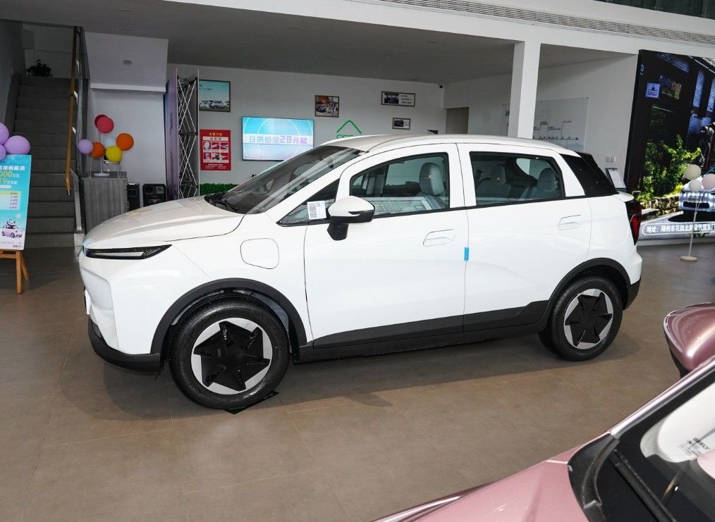 Geely E Firefly 401KM Model The Perfect Combination of Performance and Affordability