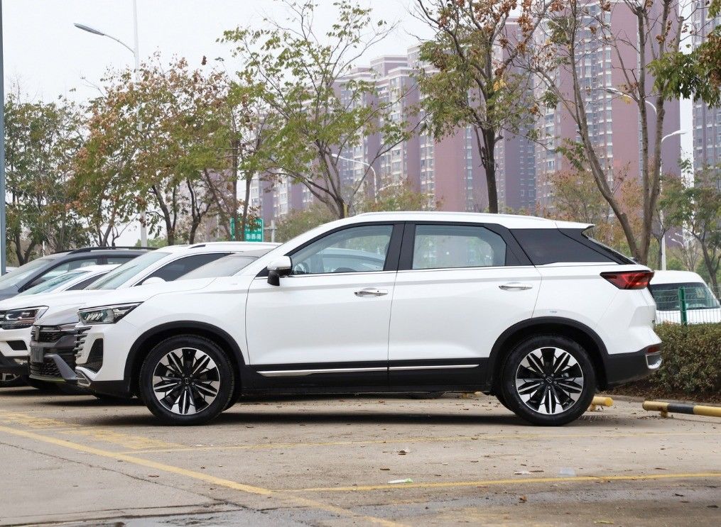 2023 Left Steering Faw Bestune T77 Mid-size Car 1.5T Turbo Engine Euro VI Gasoline SUV