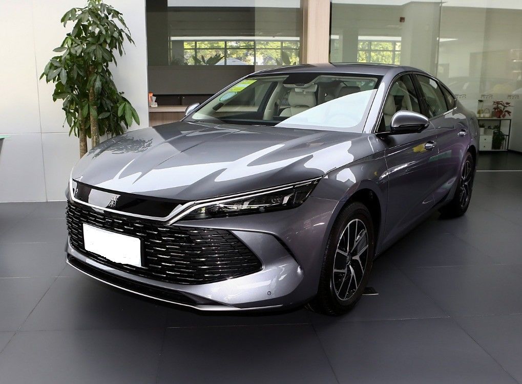 BYD Qin L Electric Vehicle 80km 120Km Phev Hybrid Car with Left Steering Energy Type
