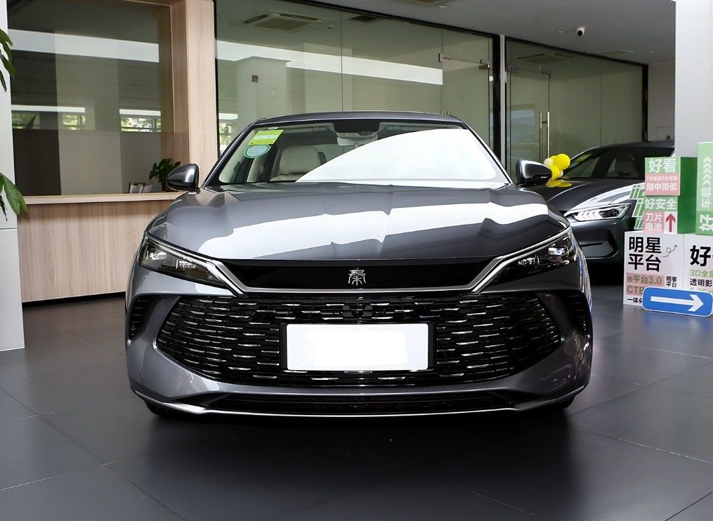 BYD Qin L Electric Vehicle 80km 120Km Phev Hybrid Car with Left Steering Energy Type