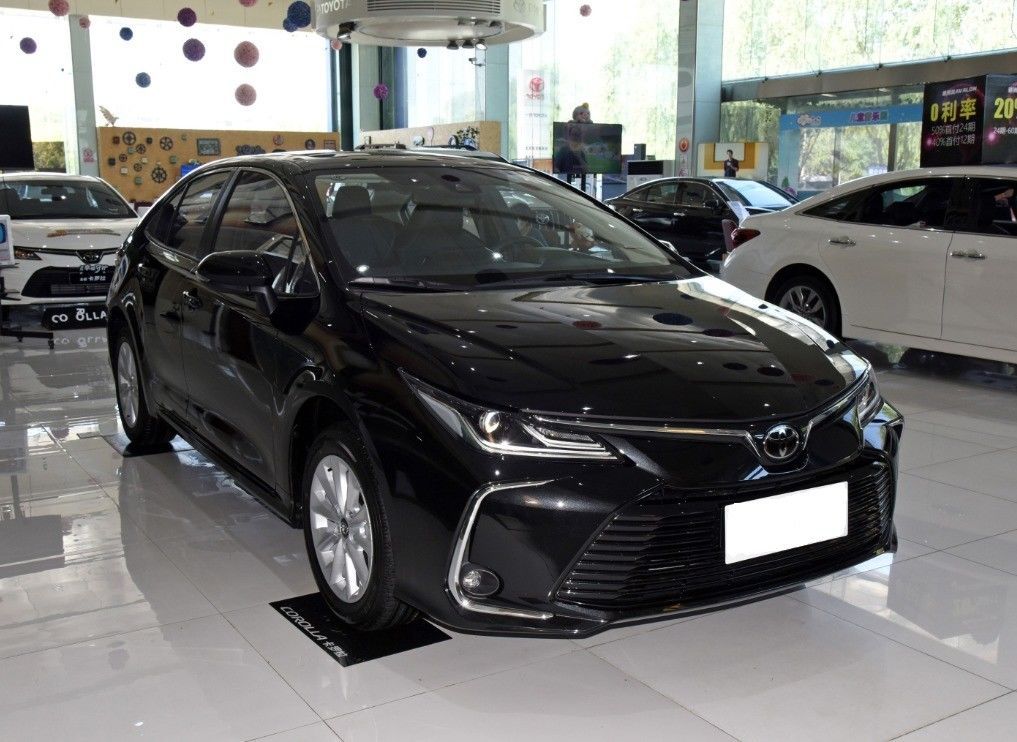 2022 Used Toyota Corollas Sedan 4x4 with Automatic Transmission and 5 Seats 5 Doors