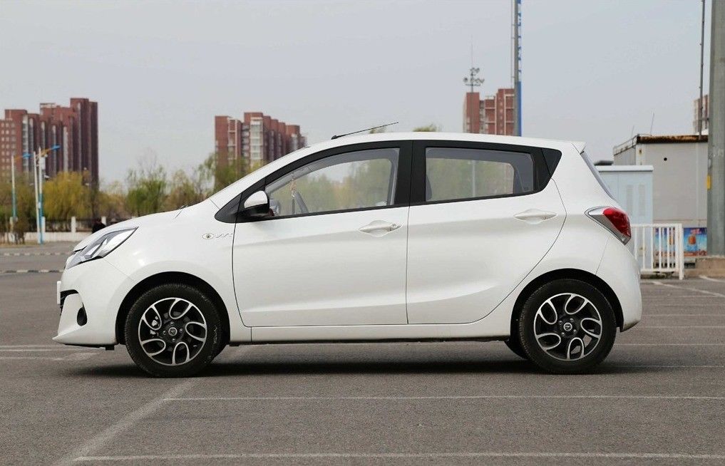 Changan Ben Ben The Best Affordable Electric Mini Car with 5 Seats and 5 Doors in 2024