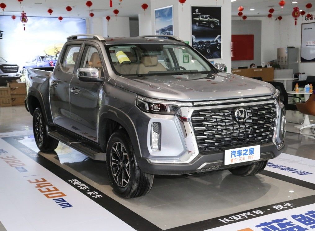2024 Changan Explorer 2.0T Automatic LED Camera 4x4 Pickup Truck with 5 Seats and 5 Doors