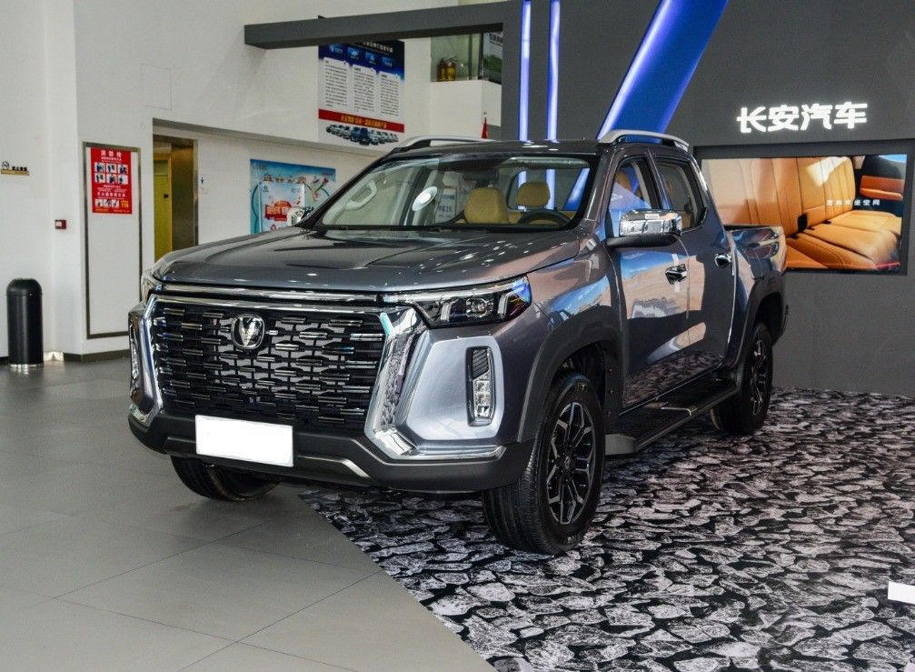 Changan Explorer Electric Pickup Truck with 4x4 Four-Wheel Drive and 5 Seats 5 Doors