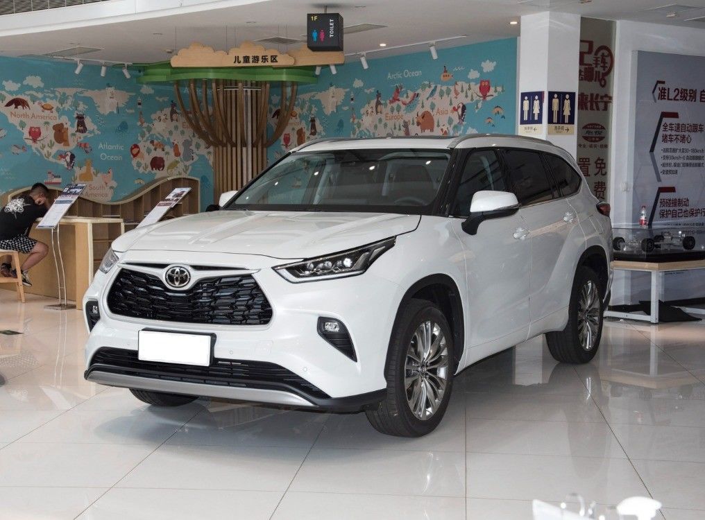 Second Hand Toyota Highlander Hybrid 5 and 7 Seats Medium Size SUV Luxury Vehicle