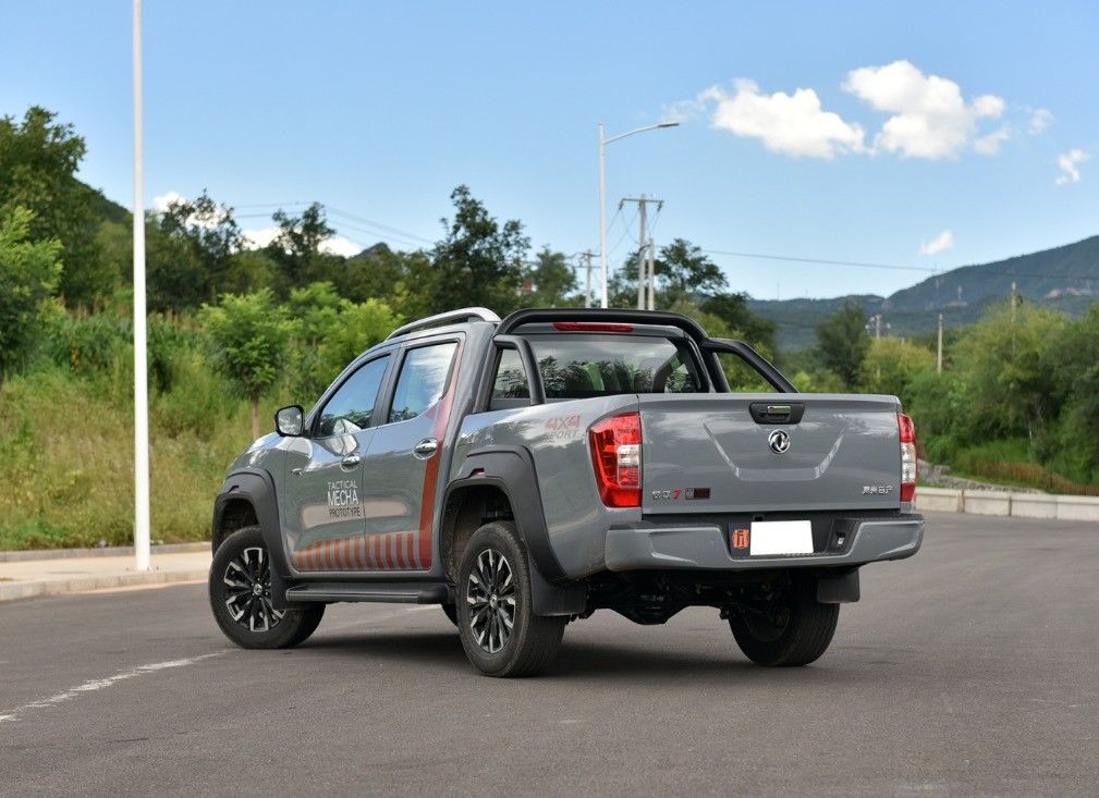 Dongfeng Nissan Ruiqi Rich 7 2024 Strong Off-Road Pickup Truck ABS and 4x4 Capability